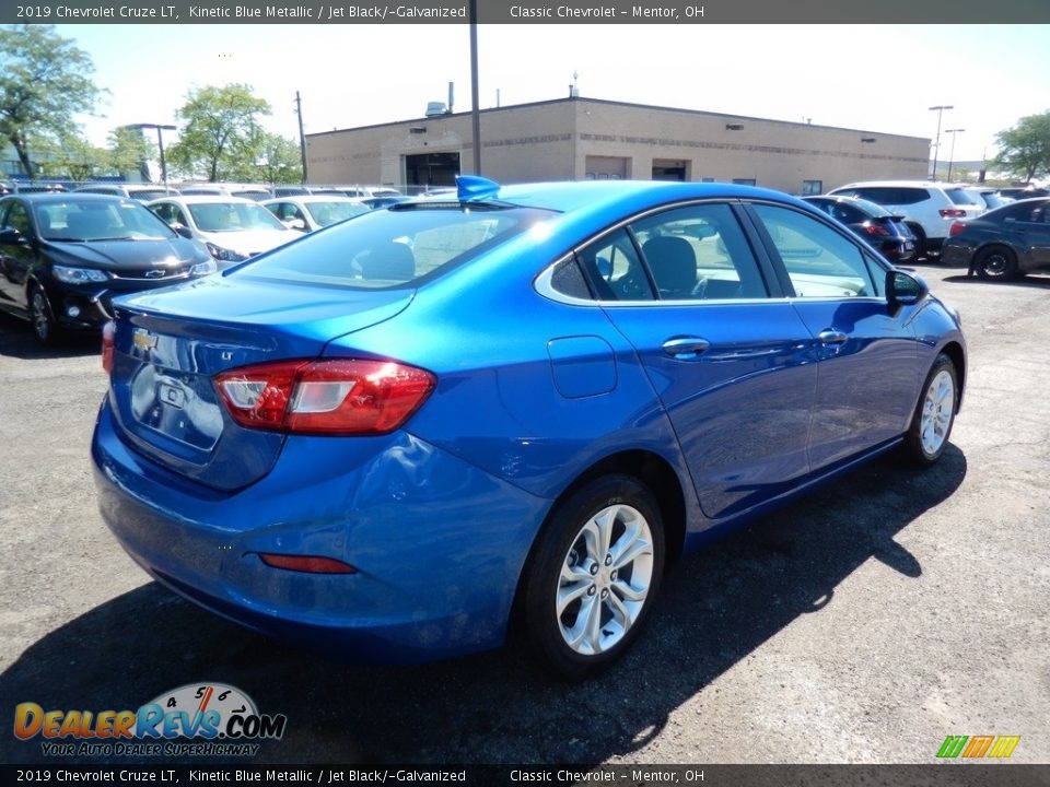 2019 Chevrolet Cruze LT Kinetic Blue Metallic / Jet Black/­Galvanized Photo #4