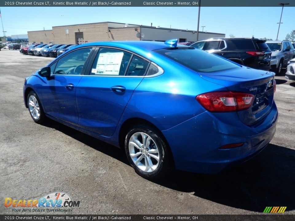 2019 Chevrolet Cruze LT Kinetic Blue Metallic / Jet Black/­Galvanized Photo #5