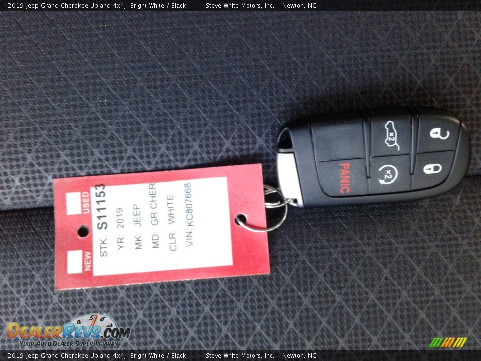 2019 Jeep Grand Cherokee Upland 4x4 Bright White / Black Photo #32