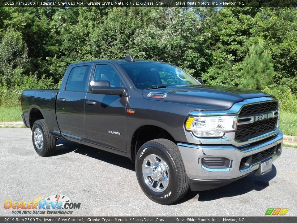 2019 Ram 2500 Tradesman Crew Cab 4x4 Granite Crystal Metallic / Black/Diesel Gray Photo #4