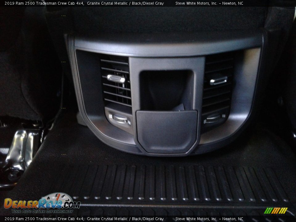 2019 Ram 2500 Tradesman Crew Cab 4x4 Granite Crystal Metallic / Black/Diesel Gray Photo #13