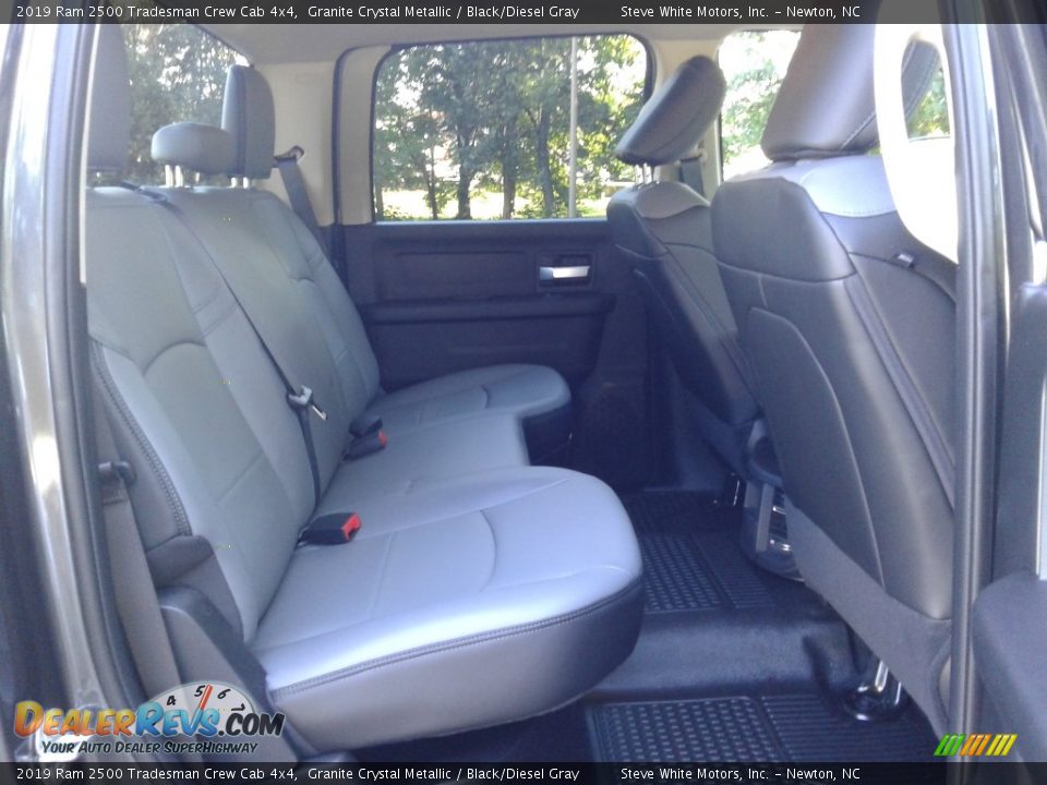 2019 Ram 2500 Tradesman Crew Cab 4x4 Granite Crystal Metallic / Black/Diesel Gray Photo #14