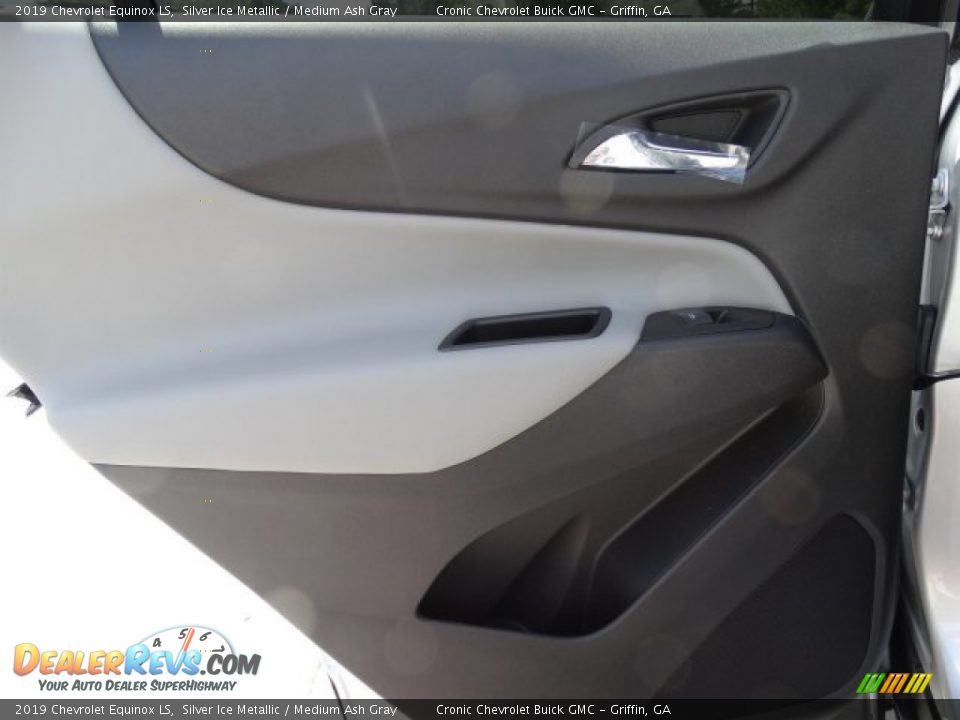 2019 Chevrolet Equinox LS Silver Ice Metallic / Medium Ash Gray Photo #20