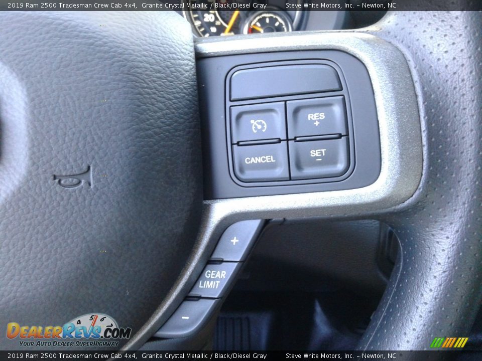 2019 Ram 2500 Tradesman Crew Cab 4x4 Granite Crystal Metallic / Black/Diesel Gray Photo #17