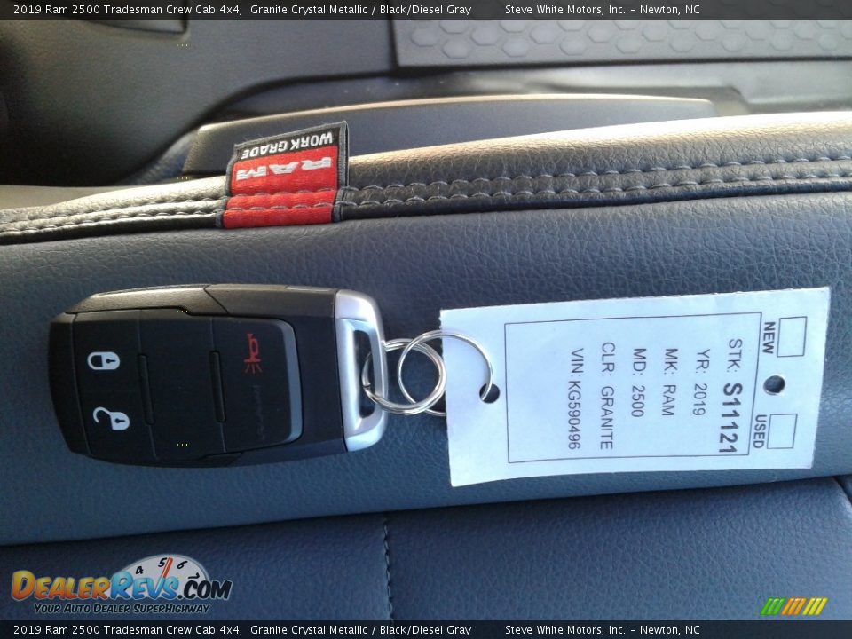 2019 Ram 2500 Tradesman Crew Cab 4x4 Granite Crystal Metallic / Black/Diesel Gray Photo #29