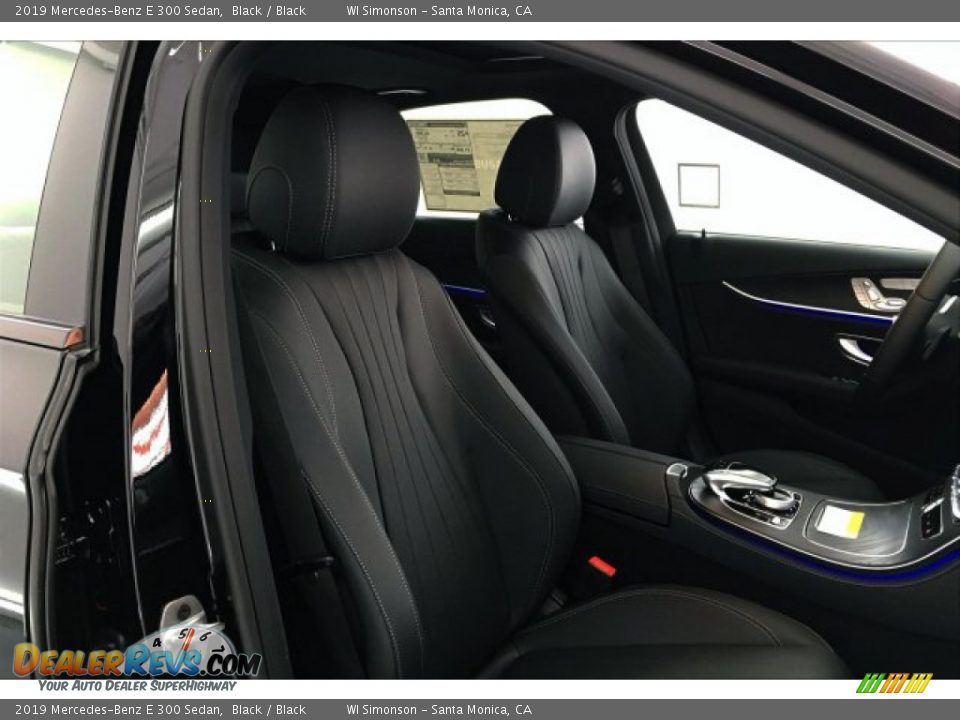 2019 Mercedes-Benz E 300 Sedan Black / Black Photo #5