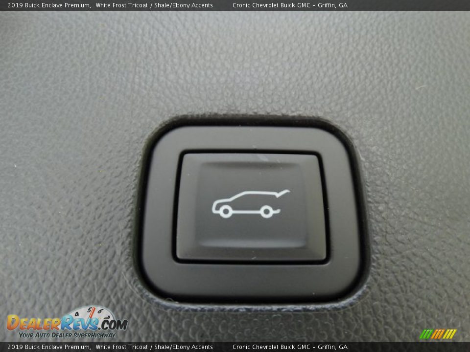 2019 Buick Enclave Premium White Frost Tricoat / Shale/Ebony Accents Photo #28