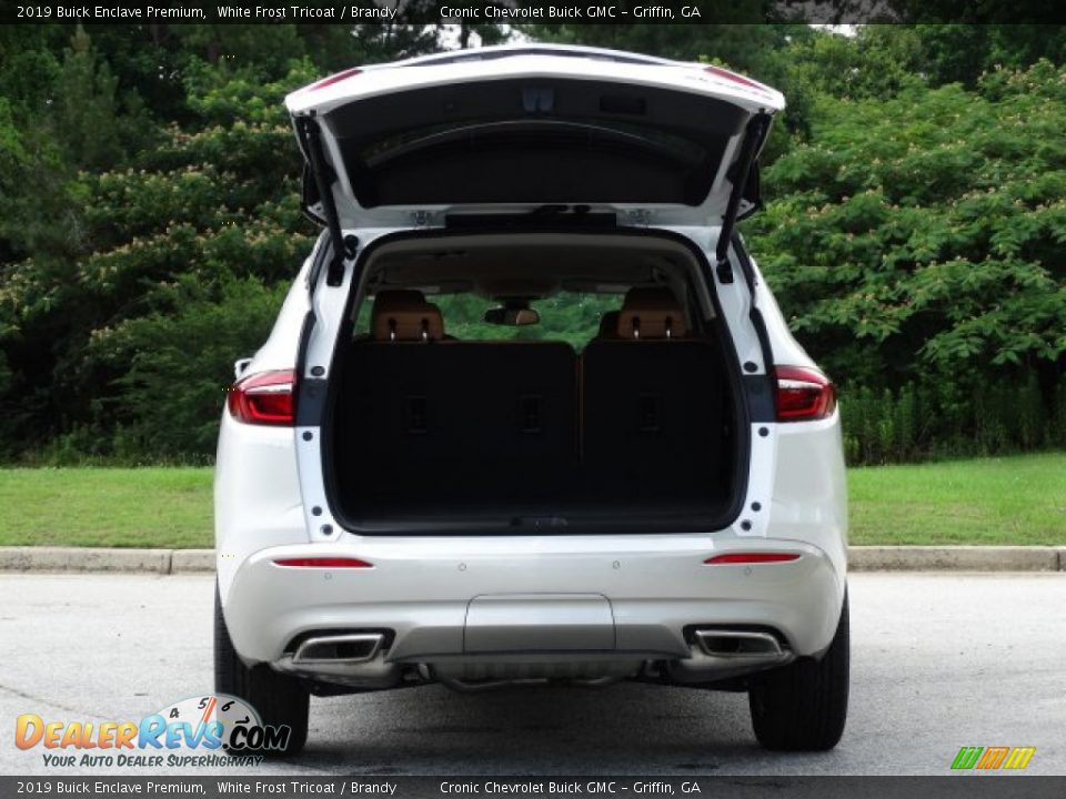 2019 Buick Enclave Premium White Frost Tricoat / Brandy Photo #27