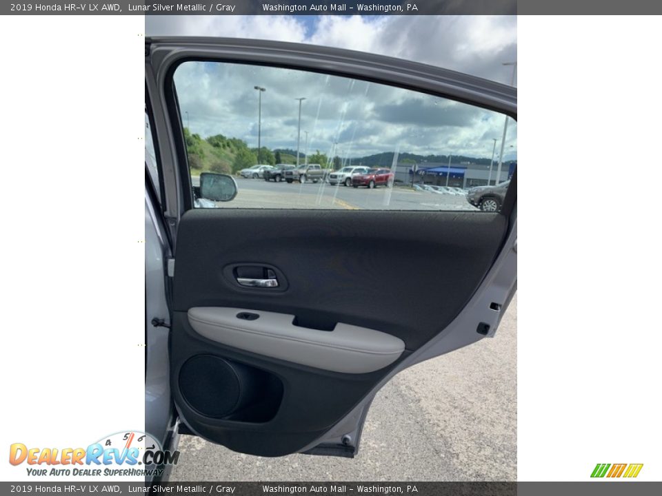 2019 Honda HR-V LX AWD Lunar Silver Metallic / Gray Photo #23