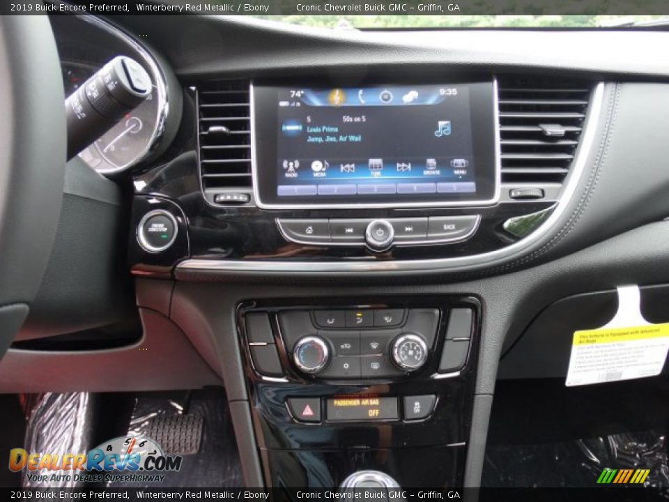 Controls of 2019 Buick Encore Preferred Photo #17