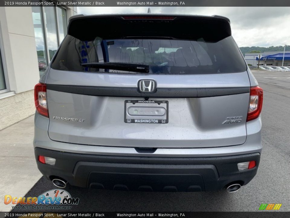 2019 Honda Passport Sport Lunar Silver Metallic / Black Photo #6