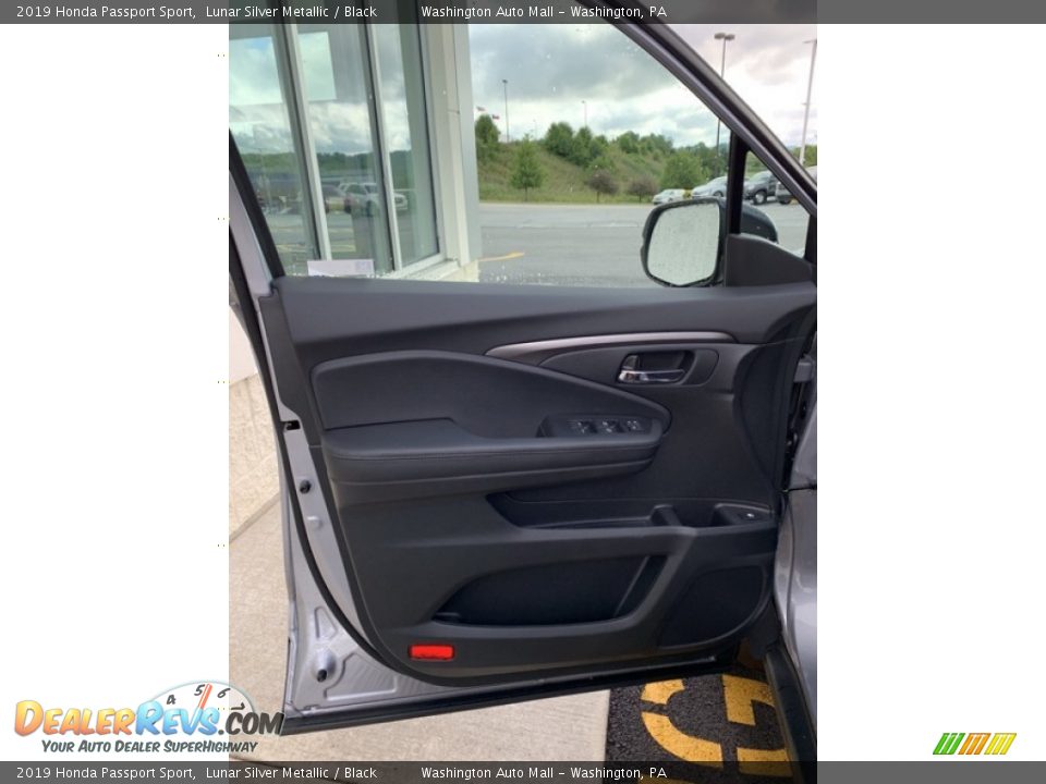 2019 Honda Passport Sport Lunar Silver Metallic / Black Photo #10