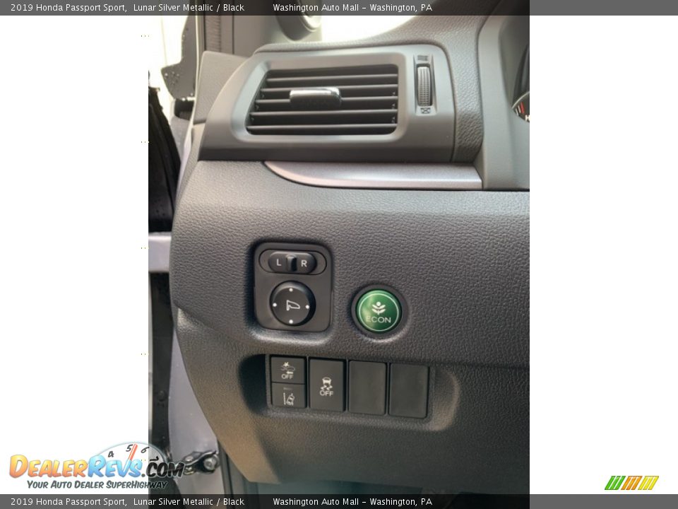 2019 Honda Passport Sport Lunar Silver Metallic / Black Photo #12