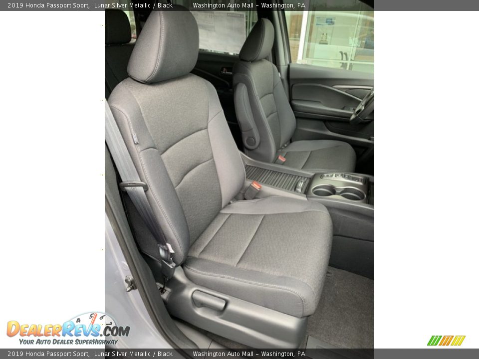 2019 Honda Passport Sport Lunar Silver Metallic / Black Photo #27