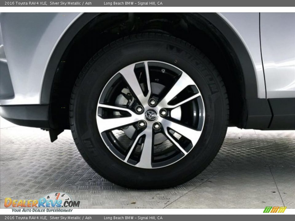2016 Toyota RAV4 XLE Silver Sky Metallic / Ash Photo #8