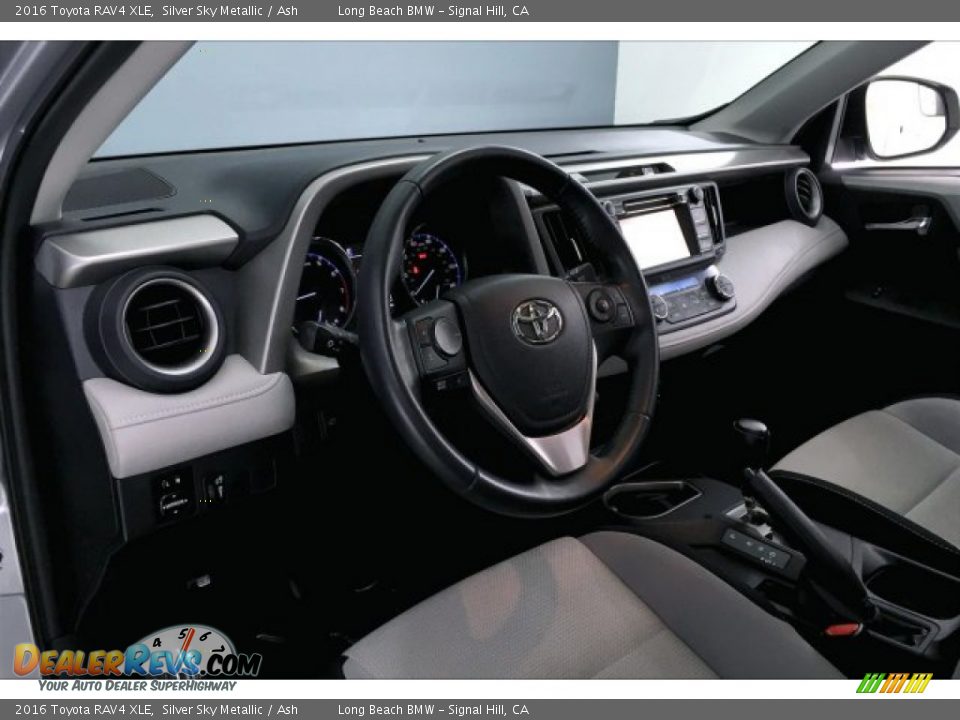 2016 Toyota RAV4 XLE Silver Sky Metallic / Ash Photo #17