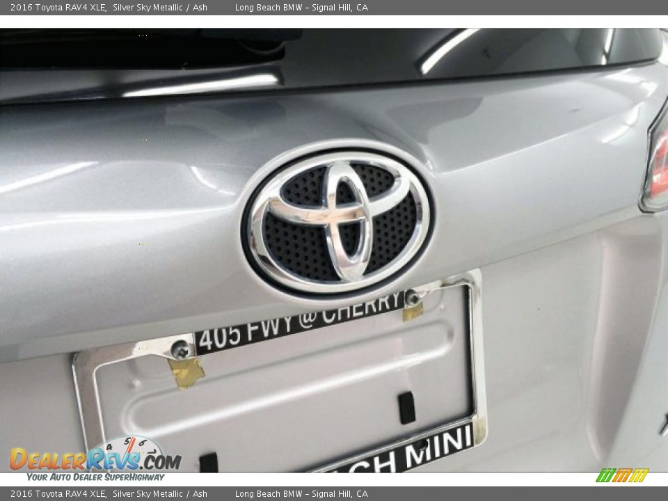 2016 Toyota RAV4 XLE Silver Sky Metallic / Ash Photo #23