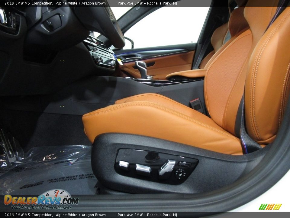 2019 BMW M5 Competition Alpine White / Aragon Brown Photo #9