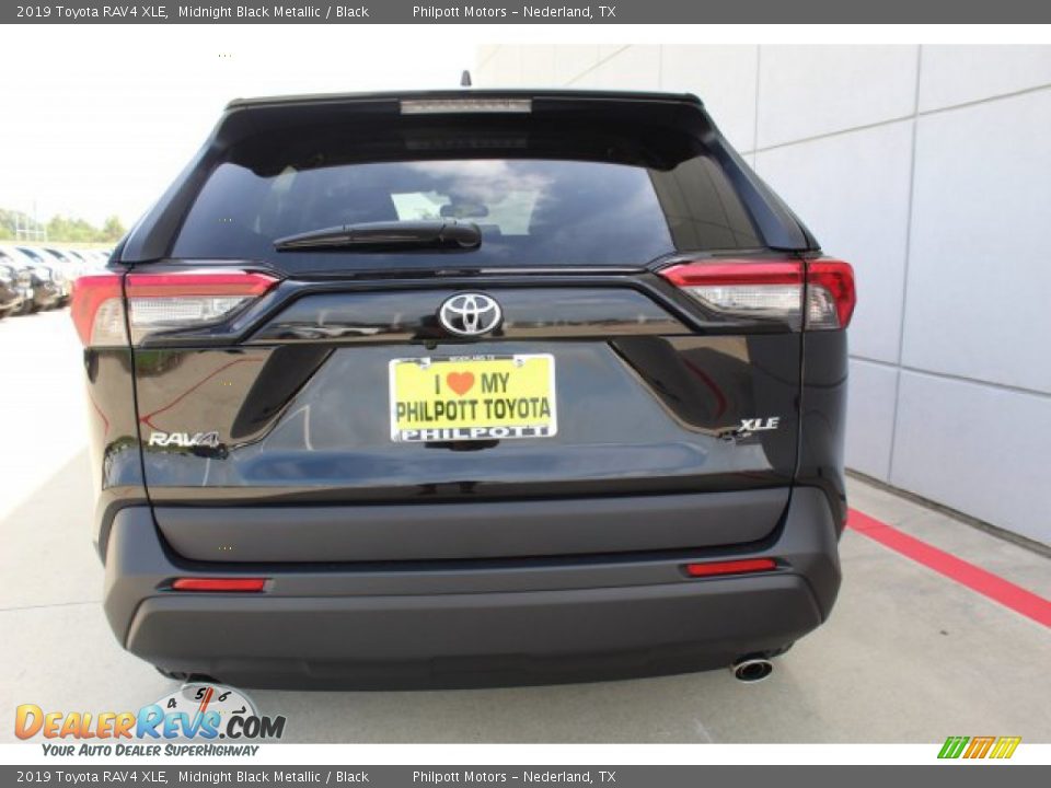 2019 Toyota RAV4 XLE Midnight Black Metallic / Black Photo #7