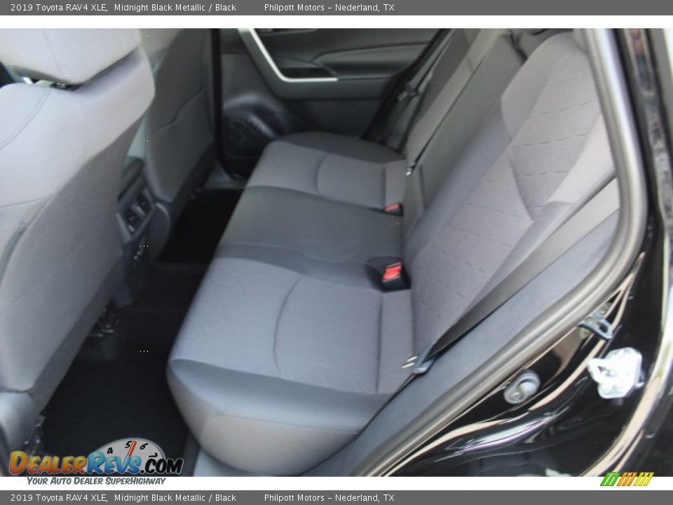 2019 Toyota RAV4 XLE Midnight Black Metallic / Black Photo #20
