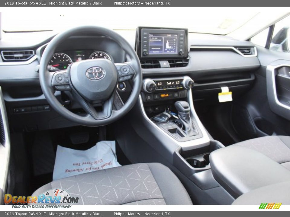 2019 Toyota RAV4 XLE Midnight Black Metallic / Black Photo #21