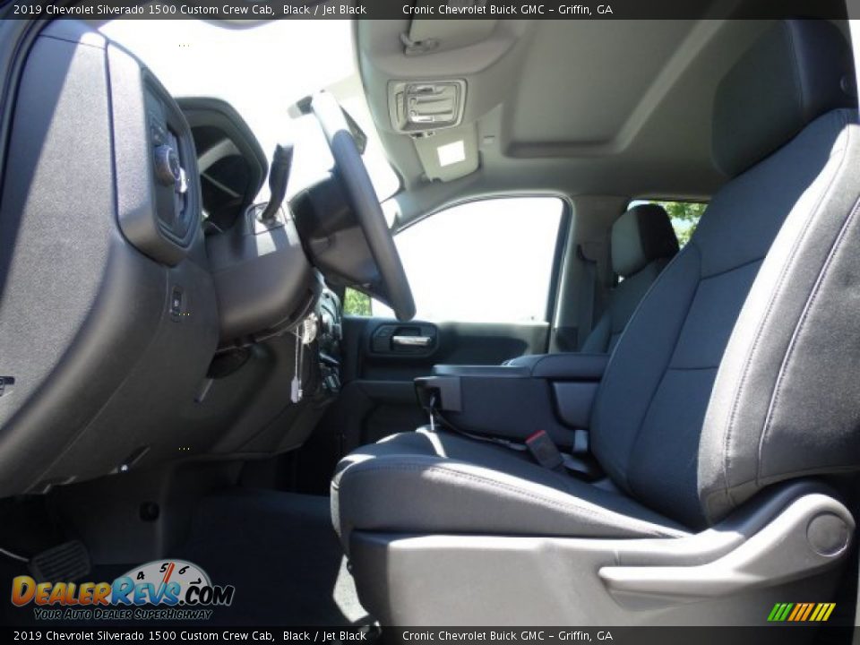 2019 Chevrolet Silverado 1500 Custom Crew Cab Black / Jet Black Photo #15