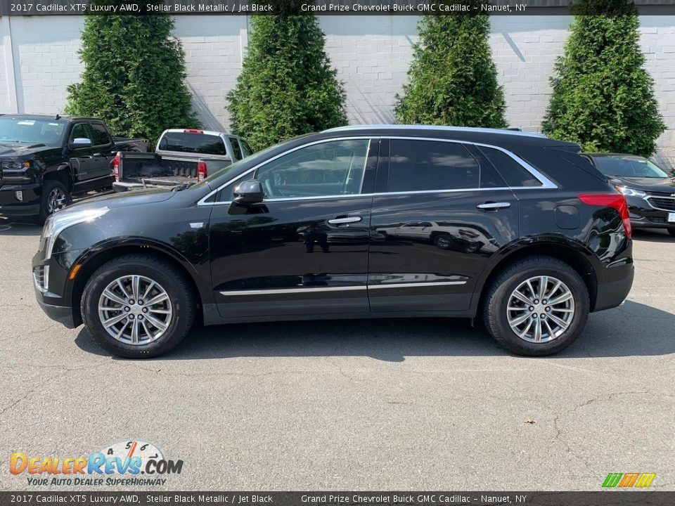 2017 Cadillac XT5 Luxury AWD Stellar Black Metallic / Jet Black Photo #6