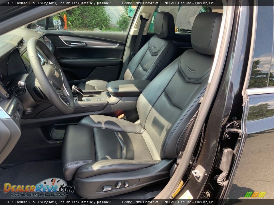 2017 Cadillac XT5 Luxury AWD Stellar Black Metallic / Jet Black Photo #12