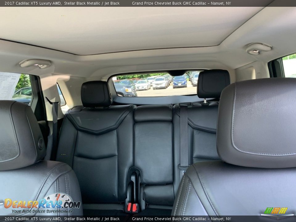 2017 Cadillac XT5 Luxury AWD Stellar Black Metallic / Jet Black Photo #18