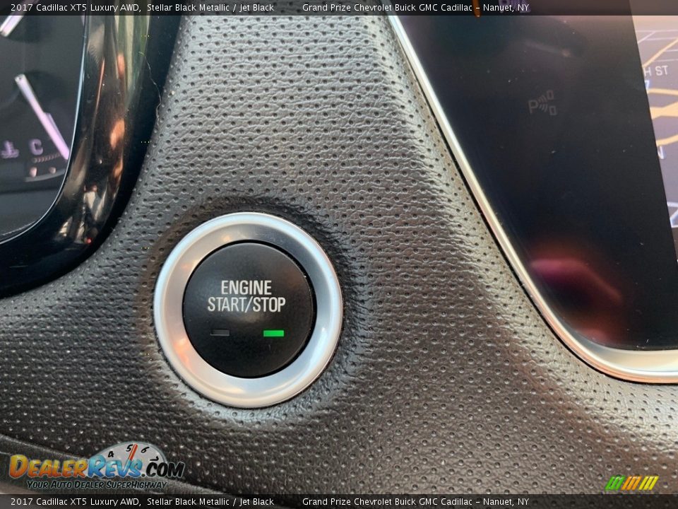 2017 Cadillac XT5 Luxury AWD Stellar Black Metallic / Jet Black Photo #20