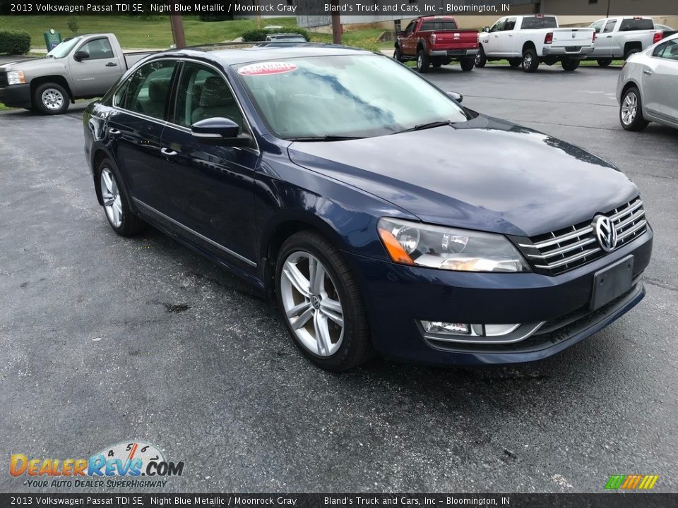 2013 Volkswagen Passat TDI SE Night Blue Metallic / Moonrock Gray Photo #4