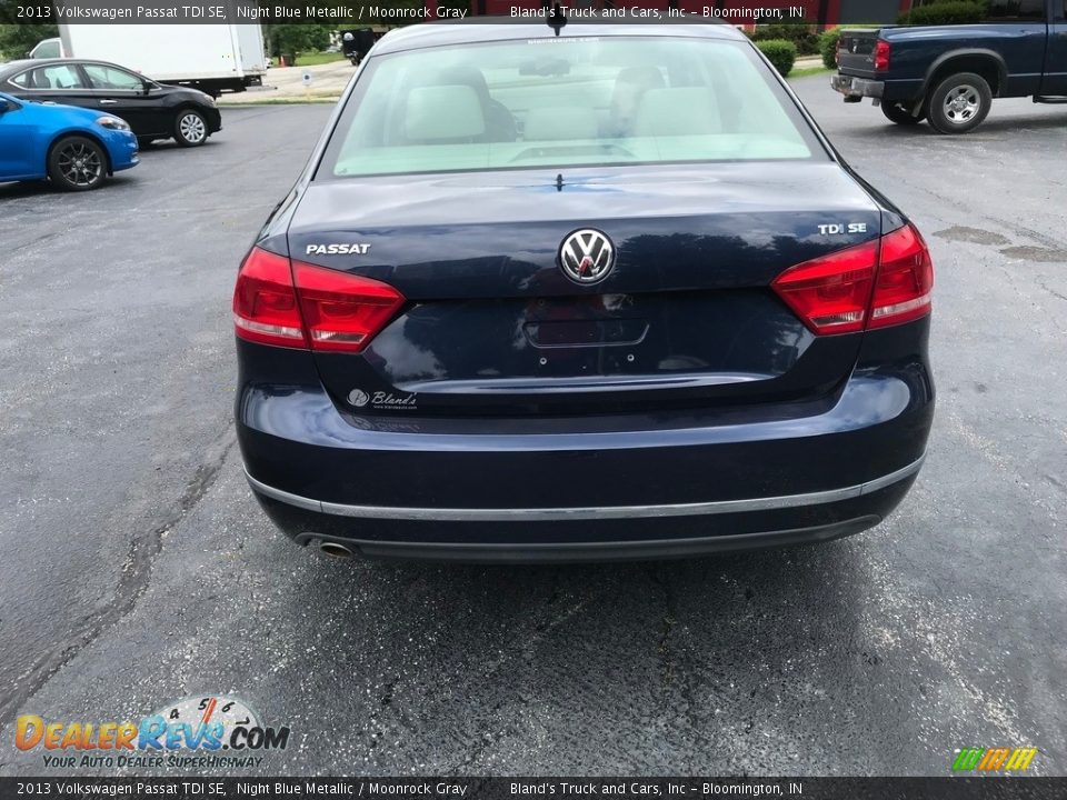 2013 Volkswagen Passat TDI SE Night Blue Metallic / Moonrock Gray Photo #7