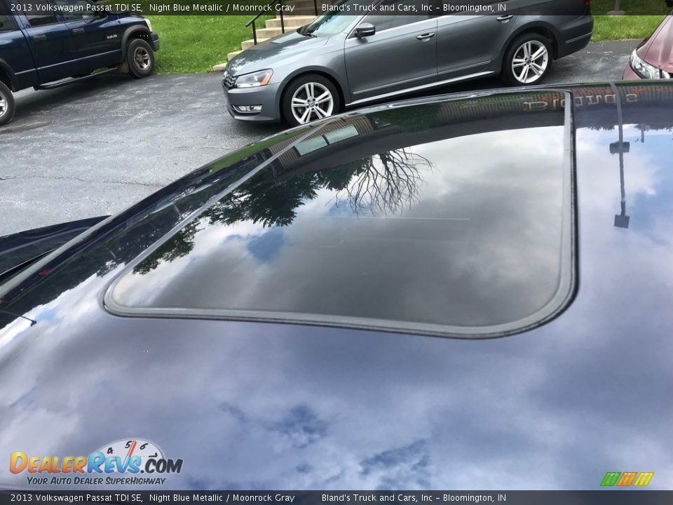 2013 Volkswagen Passat TDI SE Night Blue Metallic / Moonrock Gray Photo #9