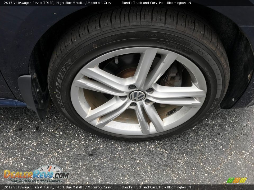 2013 Volkswagen Passat TDI SE Night Blue Metallic / Moonrock Gray Photo #26