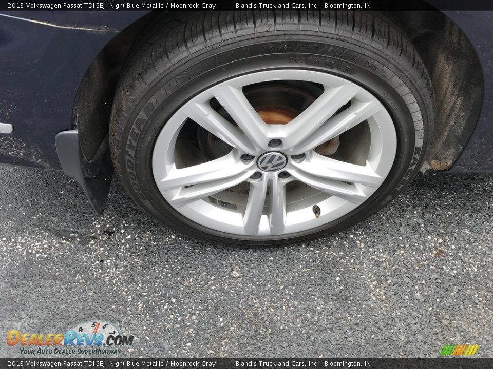 2013 Volkswagen Passat TDI SE Night Blue Metallic / Moonrock Gray Photo #27