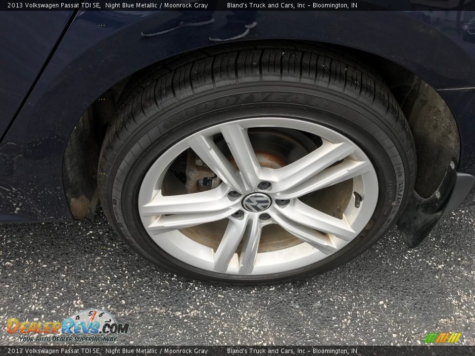 2013 Volkswagen Passat TDI SE Night Blue Metallic / Moonrock Gray Photo #29