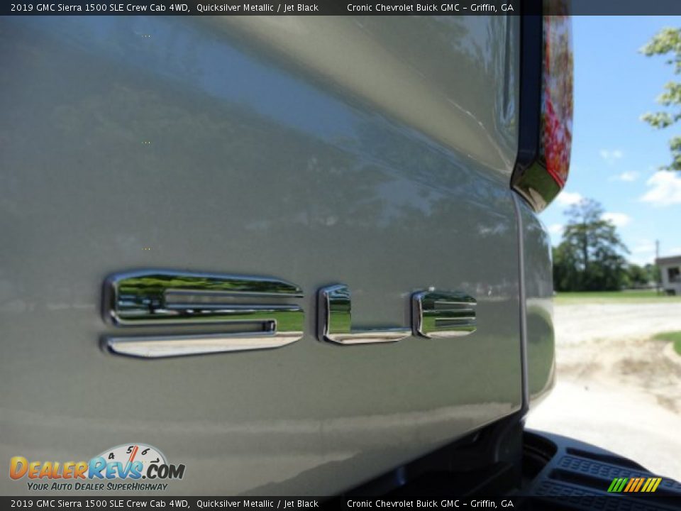 2019 GMC Sierra 1500 SLE Crew Cab 4WD Quicksilver Metallic / Jet Black Photo #10