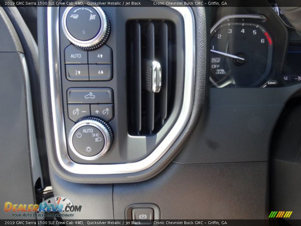 2019 GMC Sierra 1500 SLE Crew Cab 4WD Quicksilver Metallic / Jet Black Photo #17