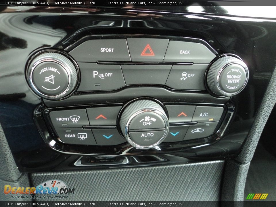 2016 Chrysler 300 S AWD Billet Silver Metallic / Black Photo #23