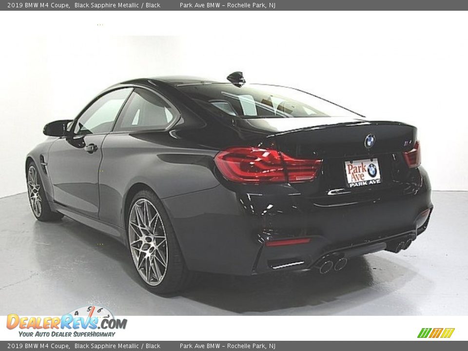 2019 BMW M4 Coupe Black Sapphire Metallic / Black Photo #2