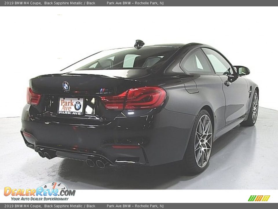 2019 BMW M4 Coupe Black Sapphire Metallic / Black Photo #4