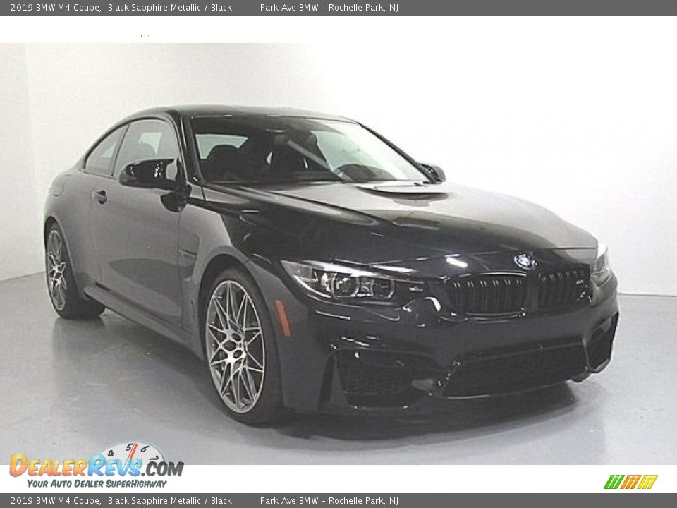 2019 BMW M4 Coupe Black Sapphire Metallic / Black Photo #5
