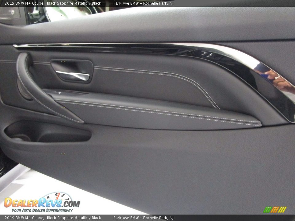 2019 BMW M4 Coupe Black Sapphire Metallic / Black Photo #12