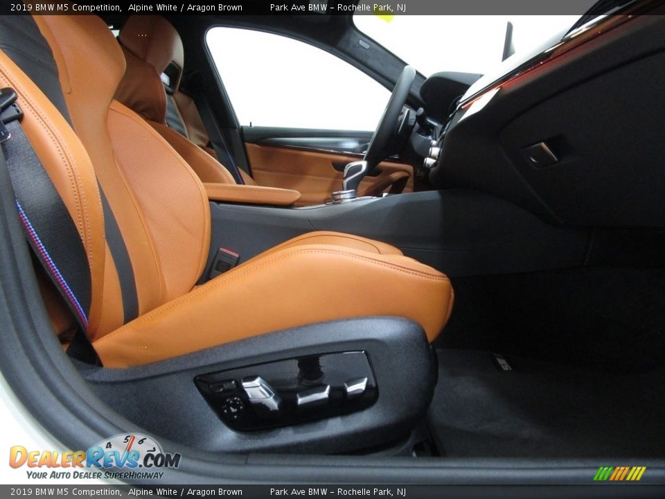 2019 BMW M5 Competition Alpine White / Aragon Brown Photo #15