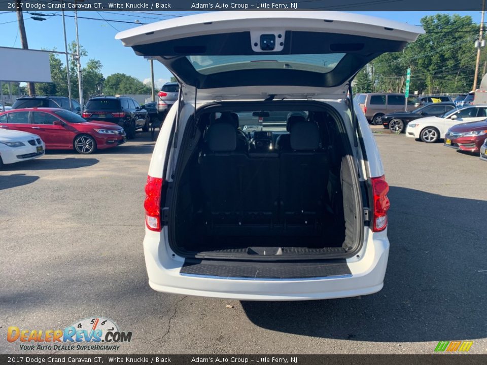 2017 Dodge Grand Caravan GT White Knuckle / Black Photo #28