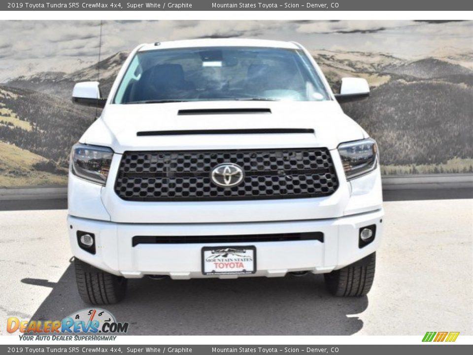 2019 Toyota Tundra SR5 CrewMax 4x4 Super White / Graphite Photo #2