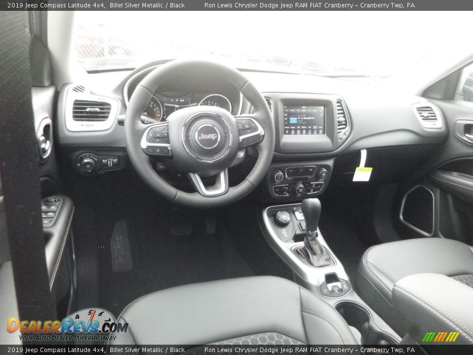 2019 Jeep Compass Latitude 4x4 Billet Silver Metallic / Black Photo #12