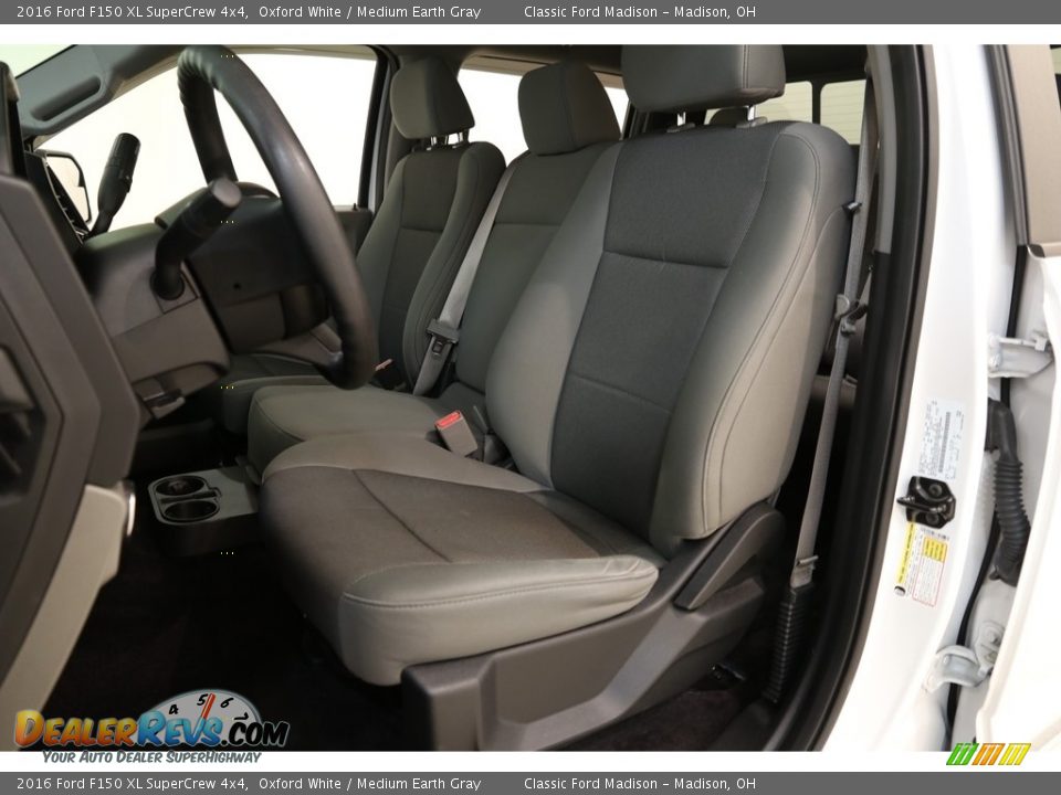 2016 Ford F150 XL SuperCrew 4x4 Oxford White / Medium Earth Gray Photo #5