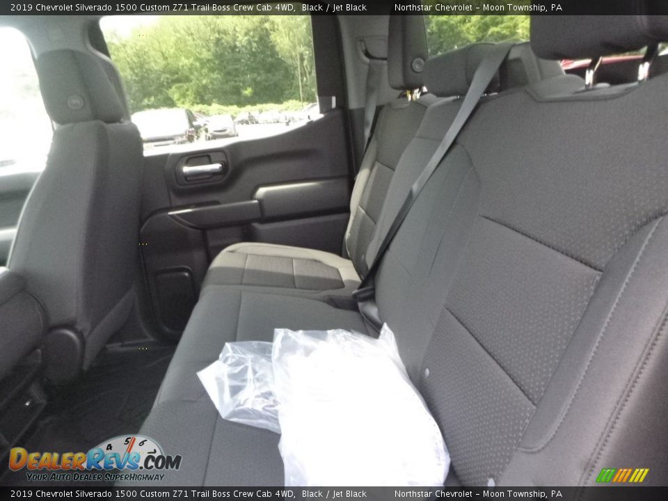 2019 Chevrolet Silverado 1500 Custom Z71 Trail Boss Crew Cab 4WD Black / Jet Black Photo #12