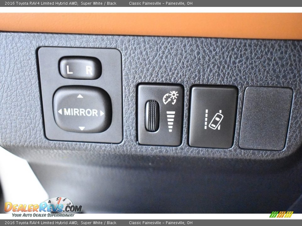 2016 Toyota RAV4 Limited Hybrid AWD Super White / Black Photo #12